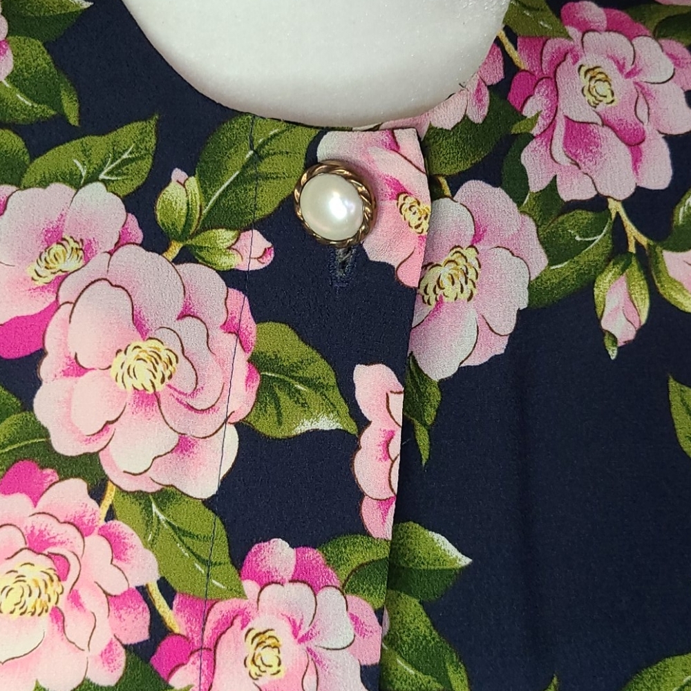 Vintage Talbots petites button up blouse size 6 - Picture 2 of 9